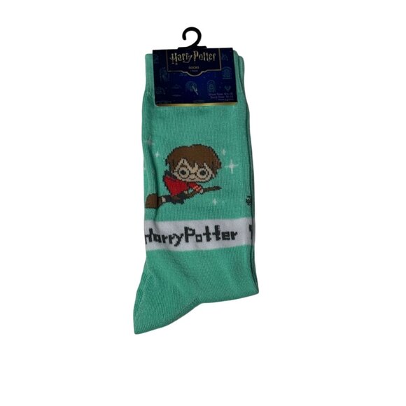 Harry Potter Mint Green Flying Harry Crew Socks NWT - Picture 1 of 2